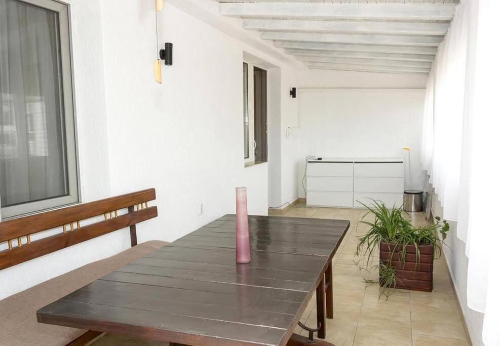 Modern Bright Apartment Close To City Center And Grand Mall Varna Exterior foto